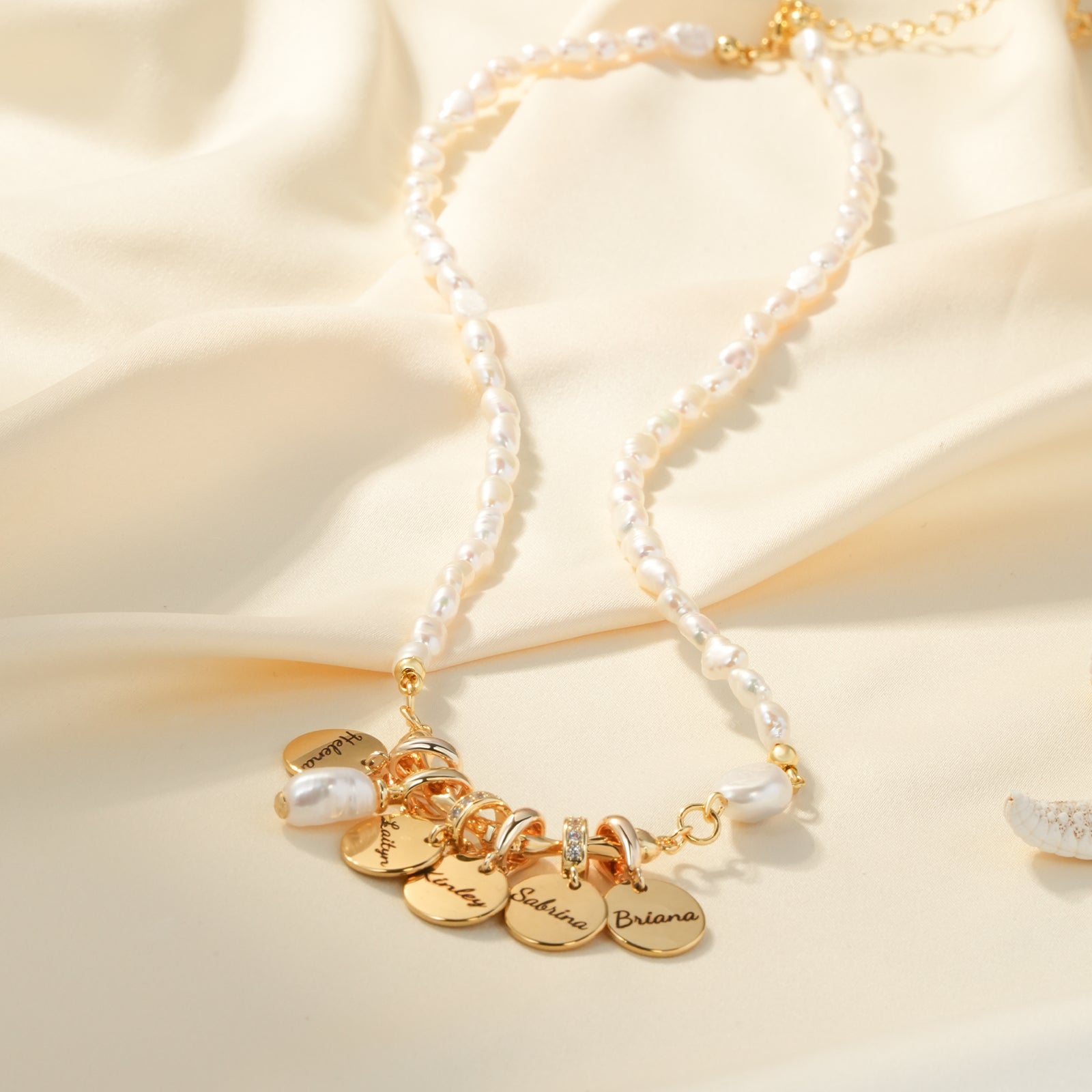 Personalized Family Name Disc Pendant - Natural Freshwater Baroque Pearl Necklace