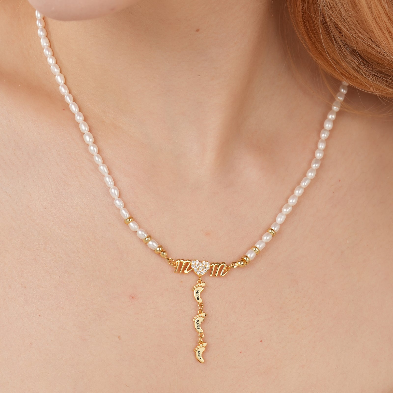 Natural Freshwater Rice Beads Personalized Mom Necklace with Baby Foot Pendant