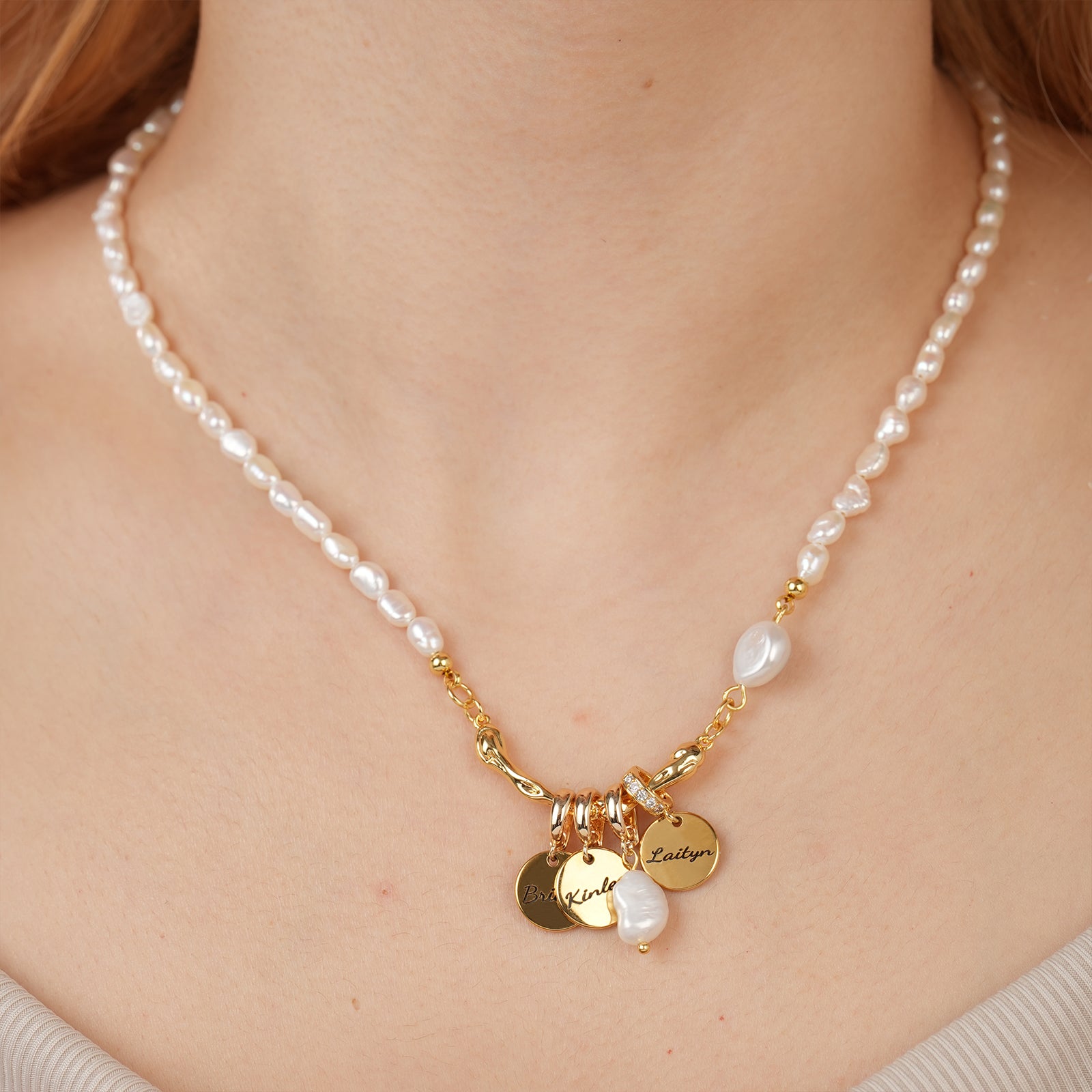 Personalized Family Name Disc Pendant - Natural Freshwater Baroque Pearl Necklace