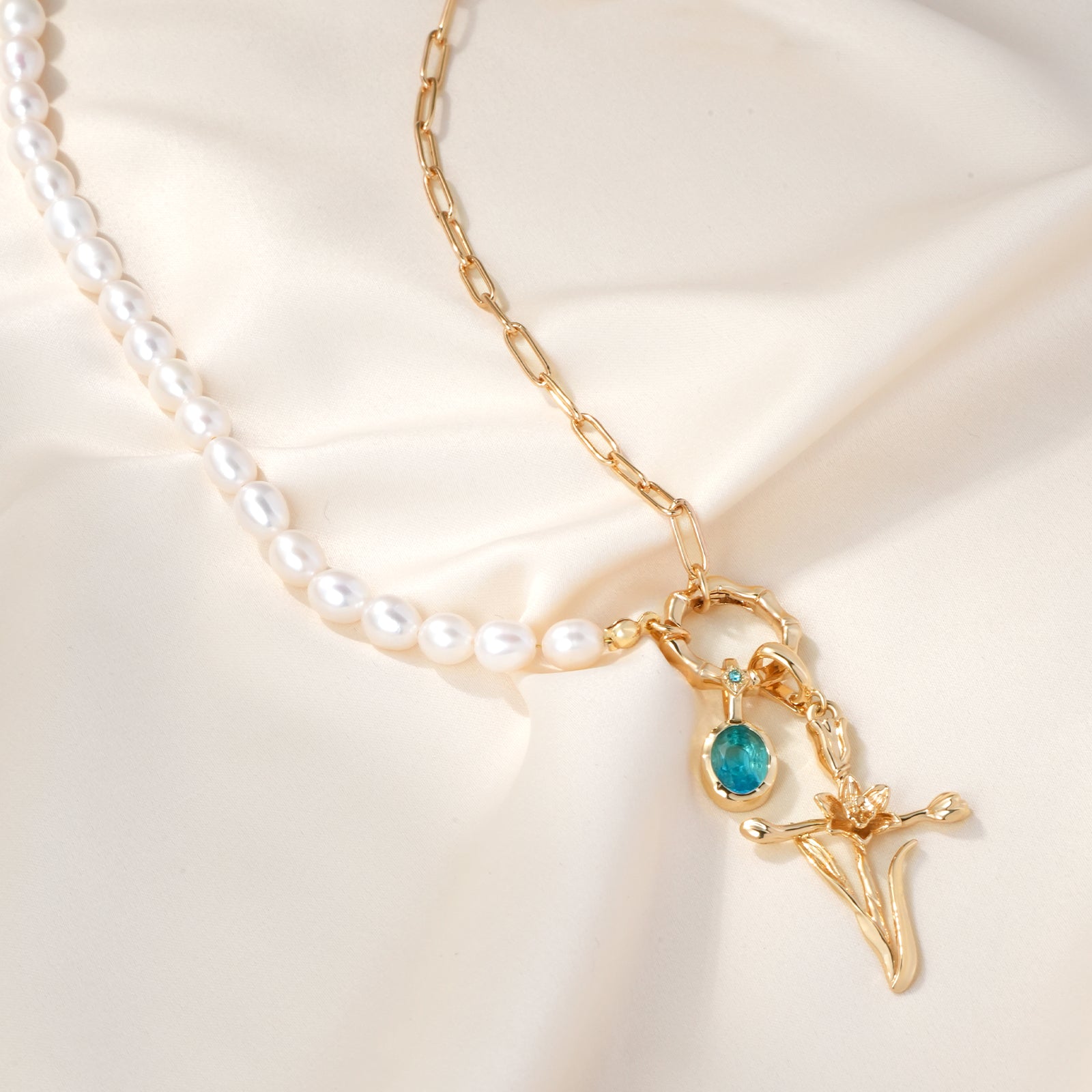 Personalized Birthstone and Birth Flower Necklace - Natural Freshwater Pearl Paperclip Pendant Necklace