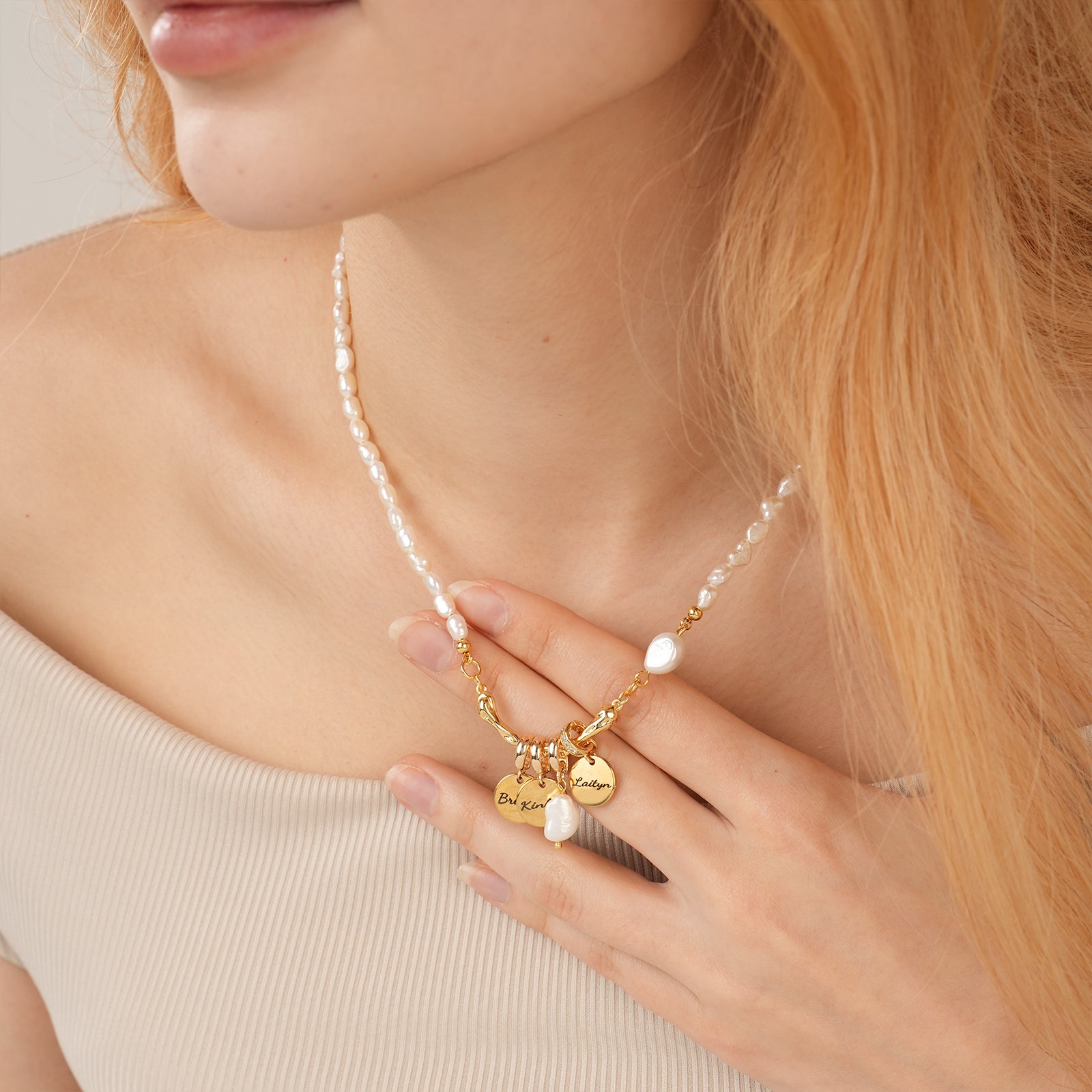 Personalized Family Name Disc Pendant - Natural Freshwater Baroque Pearl Necklace