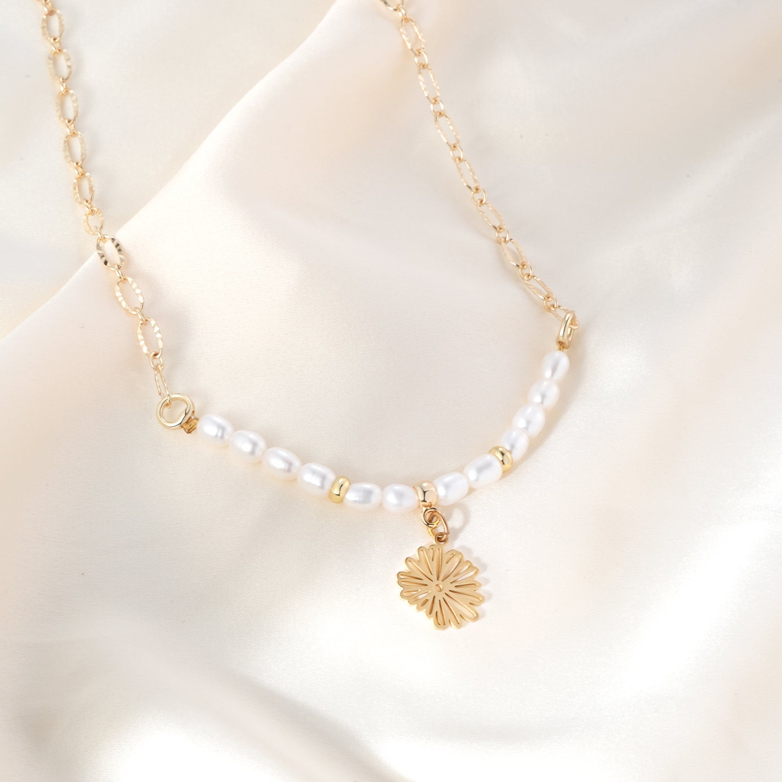 Personalized Birth Flower Natural Freshwater Rice Pearl Necklace