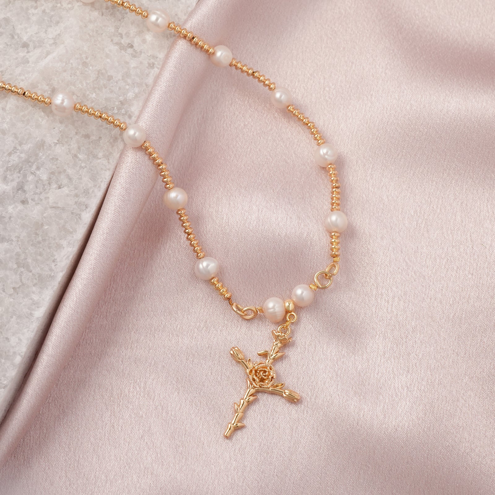 7.5-8mm Natural Freshwater Pearl Personalized Birthday Flower Pendant Necklace