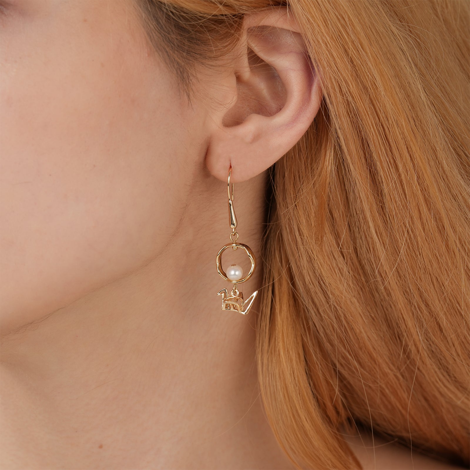 Personalized Birthday Flower Dangle Earrings - 5.5mm Pearl Peace Crane Earrings
